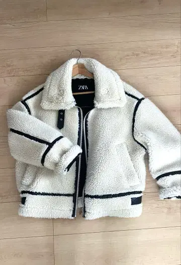 ZARA 무스탕 보아 자켓 아우터