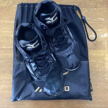 [ Mizuno ] 블랙 야구 스파이크 27cm 수납 봉투 포함