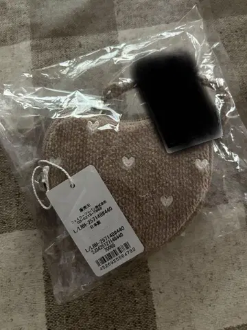 미사용 새상품 FEILER 하트 무늬 파우치 베이지