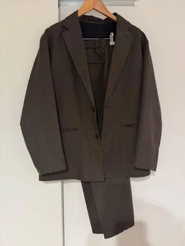 GU 셋업 브라운 남성용