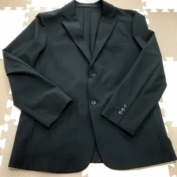 유니클로 블랙 감동 자켓 L 미사용