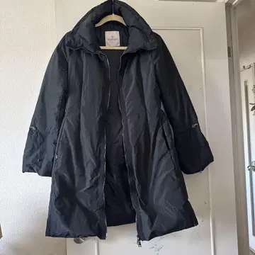 Moncler 블랙 다운 자켓
