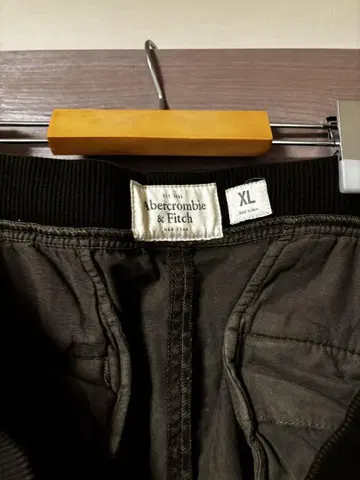 Abercrombie & Fitch XL 카모플라쥬 카고 팬츠