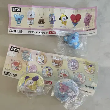 쿠라스시 BT21 오리지널 피규어와 캔 배지 세트