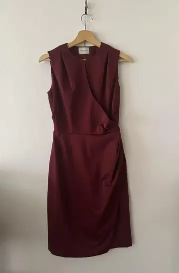 United arrows 와인 레드 컬러 원피스