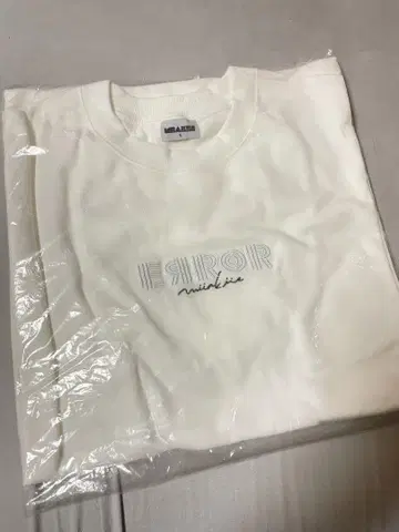 miiakiis ERROR T셔츠 XL