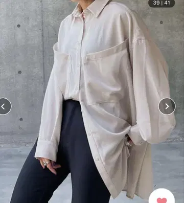 PAGEBOY 페이지 보이 트로미 BIG 포켓 셔츠 그레이쉬 베이지