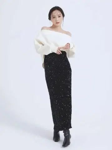 anuans / 벨로아 스팽글 타이트 스커트