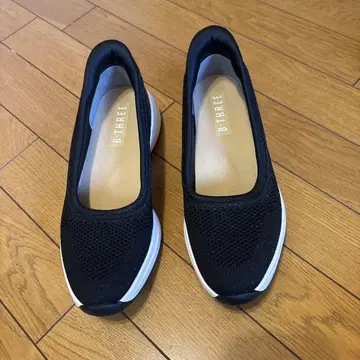 B THREE 블랙 플랫슈즈