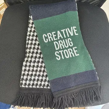 creative drug store 머플러
