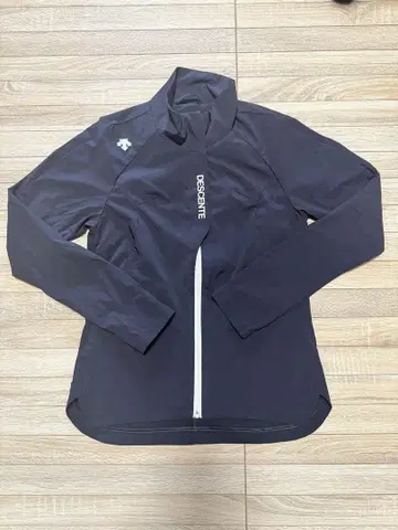 DESCENTE 블랙 자켓