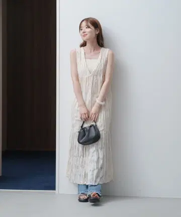Kastane / 시어 자카드 레이스 민소매 원피스