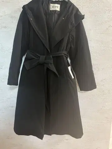 ROPE 블랙 다운 롱 코트 허리 리본 포함