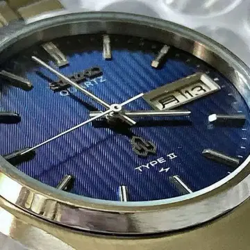 SEIKO TYPEII 데이데이트 네이비 엠보싱 다이얼 1978