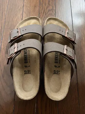 버켄스탁 37