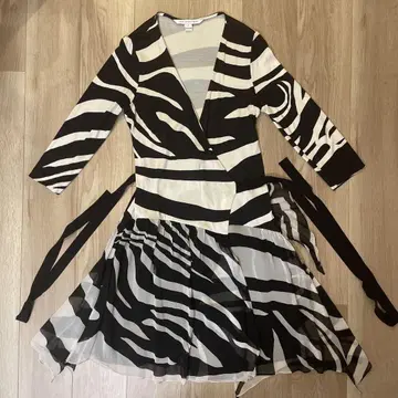 Diane von Furstenberg 다이앤 랩 드레스 사이즈 8