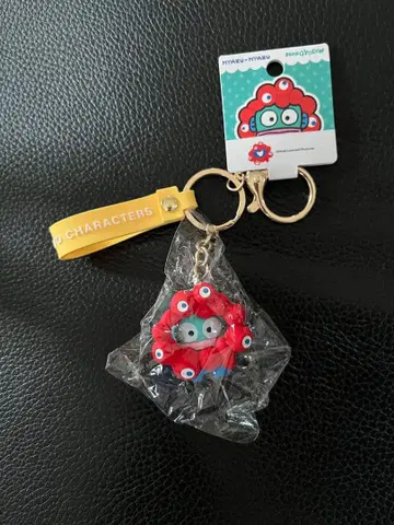 한교동 오사카 만박 한정판 산리오 적미야쿠미야쿠 키링 레어