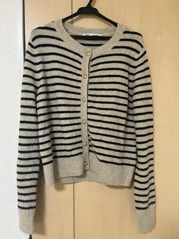 자라 ZARA 보더 가디건