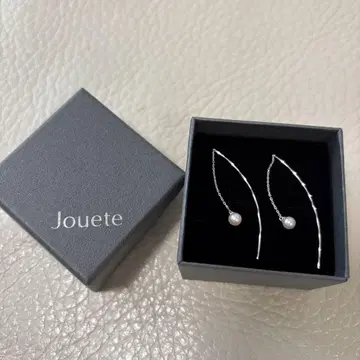 Jouete K10WG 펄 장식 롱 귀걸이