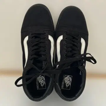 VANS ULTRACUSH 블랙/화이트 스니커즈 28cm