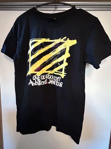 ONE OK ROCK 2017 Ambitions 티셔츠 M 사이즈