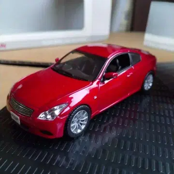 SKYLINE COUPE 빨간색 미니카 1/43
