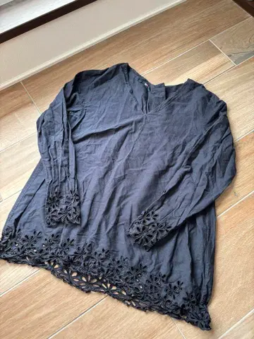 45rpm 자수 긴팔 상의