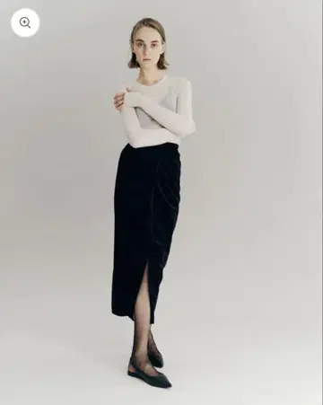 L'AUBE BLANC / Velvet Pencil Skirt