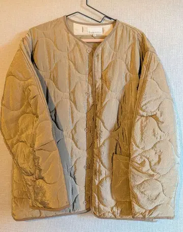 Universal Style Wear 퀼팅 자켓 M 베이지