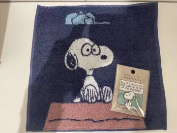 PEANUTS 75주년 미니 타월과 핀 배지