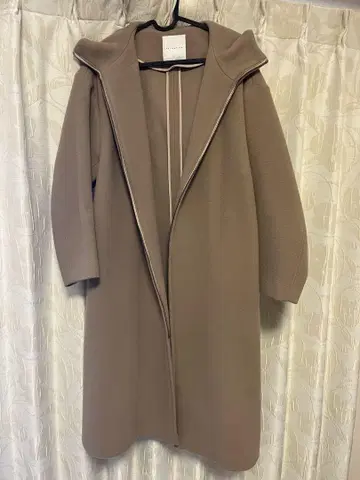 에스트네이션 후드 부착 롱 코트 베이지