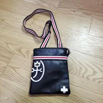 Takashimaya 소가죽 왕관 로고 숄더백