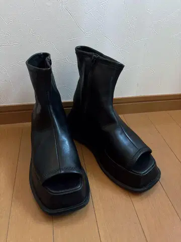 JEANASIS 통굽 스트레치 부츠 블랙