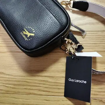 Guy Laroche 블랙 숄더백