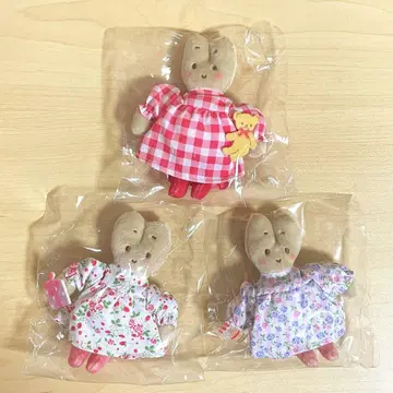 산리오 마론 크림 시크릿 마스코트 브로치 패션쇼