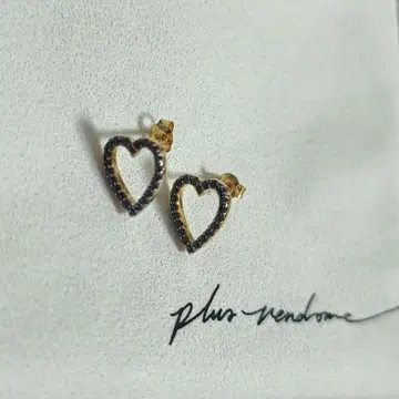 플러스 반돔 FINELINETATTOO HEART 귀걸이