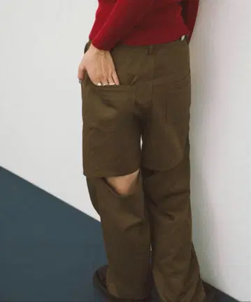 HANNE 백 슬릿 트윌 팬츠