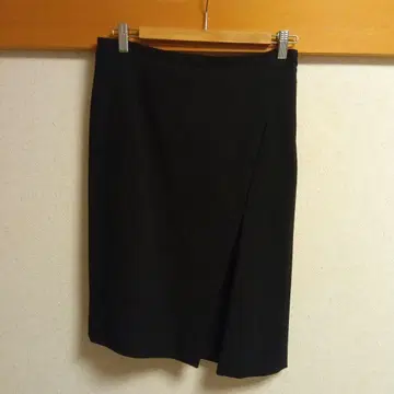블랙 슬릿 타이 스커트 페라가모 Ferragamo