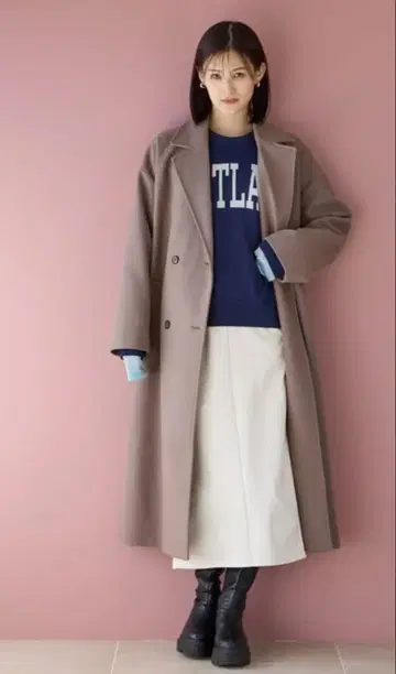 LOWRYS FARM 울리 테크 롱 코트