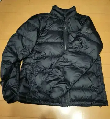 AIGLE 네이비 라이트 다운 자켓 사이즈 L