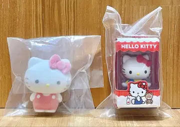 헬로키티 피규어 참 2세트