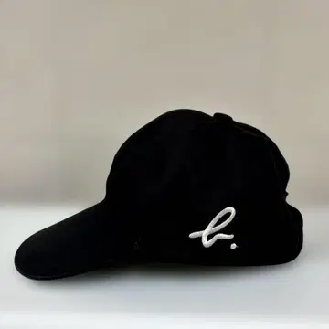 아네스베 b 자수 로고 캡