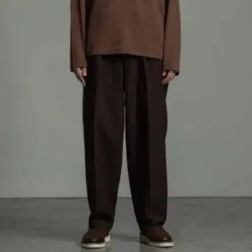 20AW MARKAWARE 뉴 클래식 핏 트라우저 다크 브라운