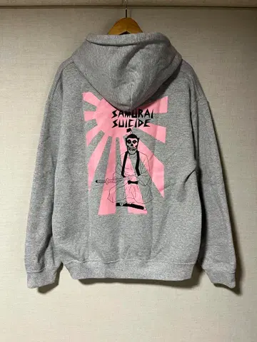 구제 의류 풀오버 후드티 cluct reel samurai suicide