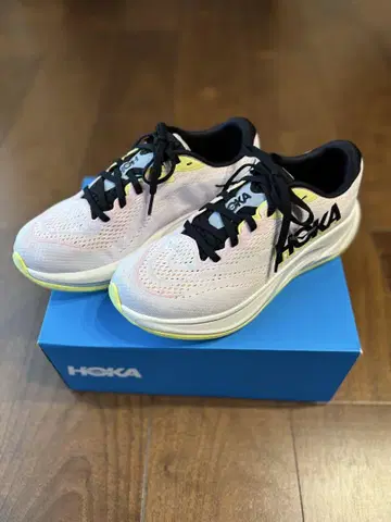 HOKA 린콘4 / 24cm