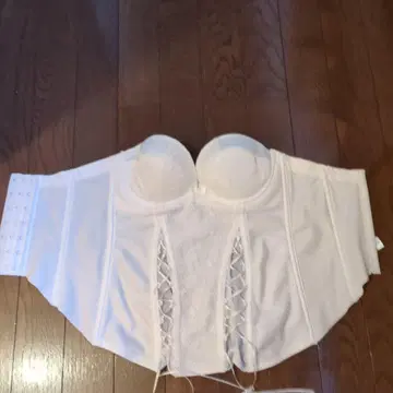 화이트 브라이덜 이너 레이스업