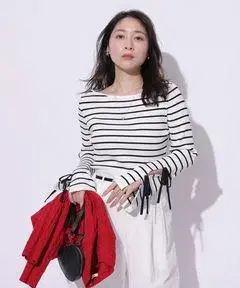 아푸와이저 리셰 보트넥 소매 리본 니트