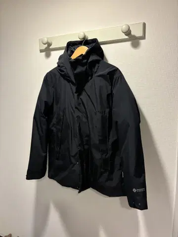 phenix WINDSTOPPER by GORE-TEX 다운 자켓