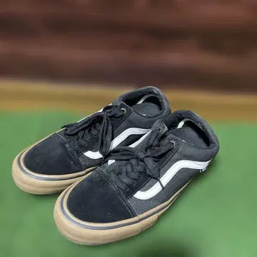 Vans 블랙/화이트 스니커즈