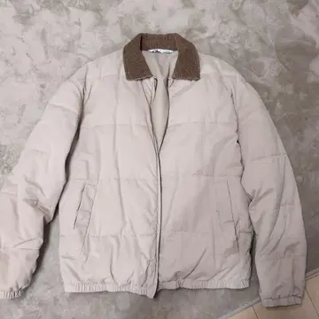 ZARA 베이지 다운 자켓